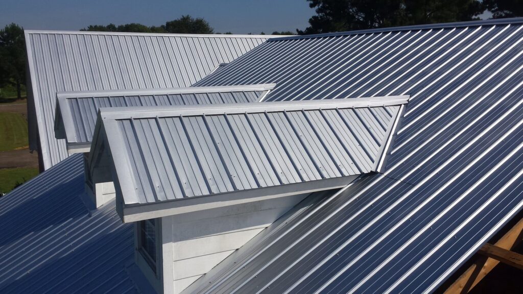 Metal Roofing-Quality Metal Roofing Crew of West Palm Beach